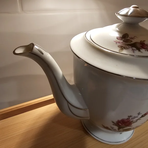 Not for sale Vintage 50s/60s Meiko Tea Rose Floral Tea Set - Picture 16 of 16